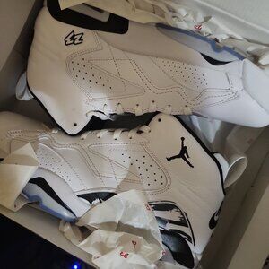 Shoes  slides and Lenovo laptop